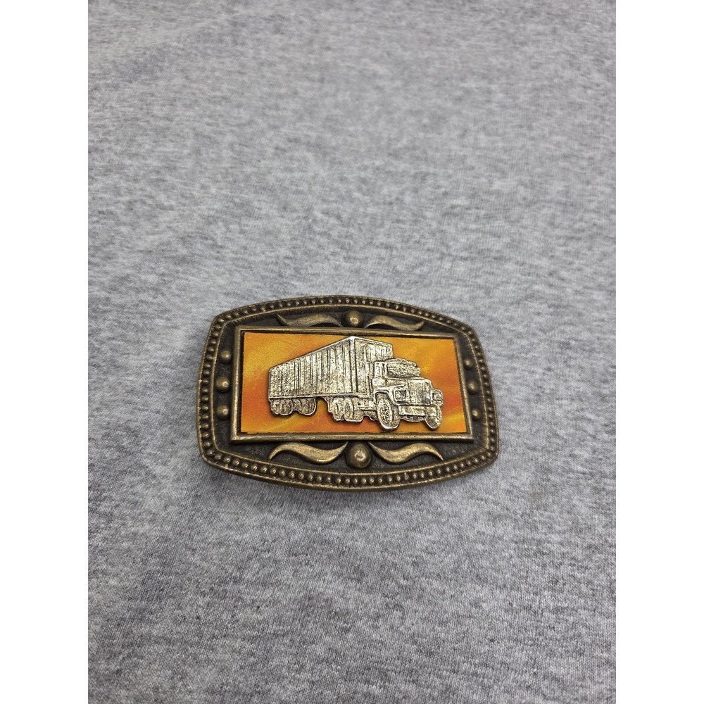 Vintage C II NY Trucker Semi 18 Wheeler Big Rig Belt Buckle